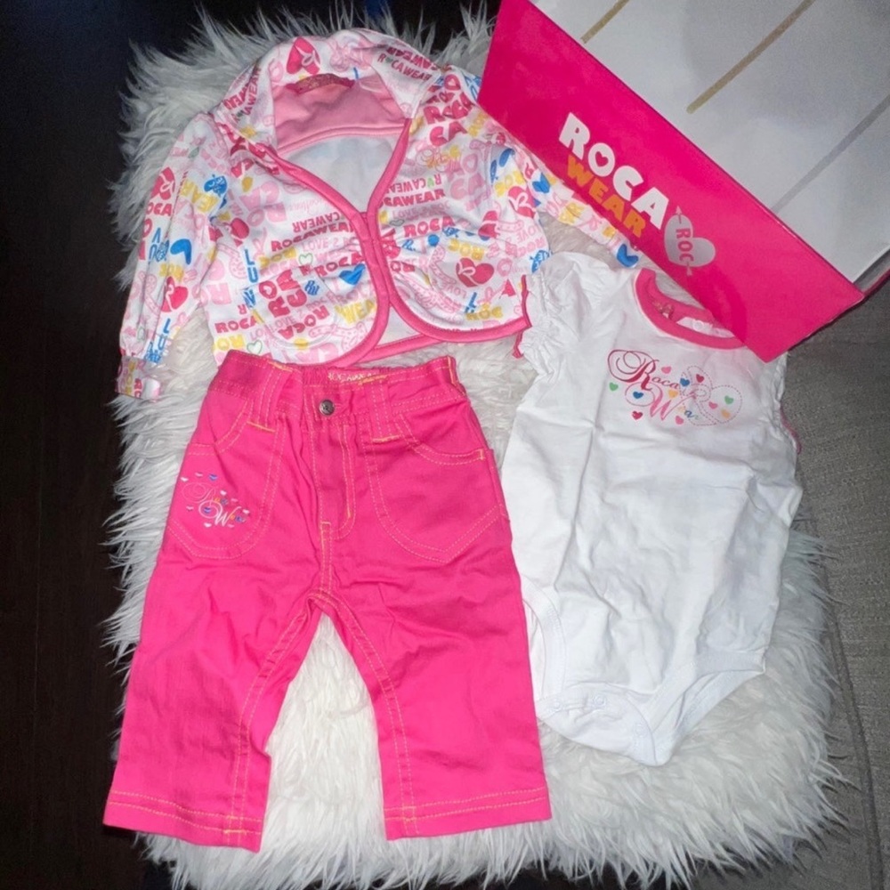 VINTAGE ROCAWEAR BABY GIRL SET - Picture 3 of 9